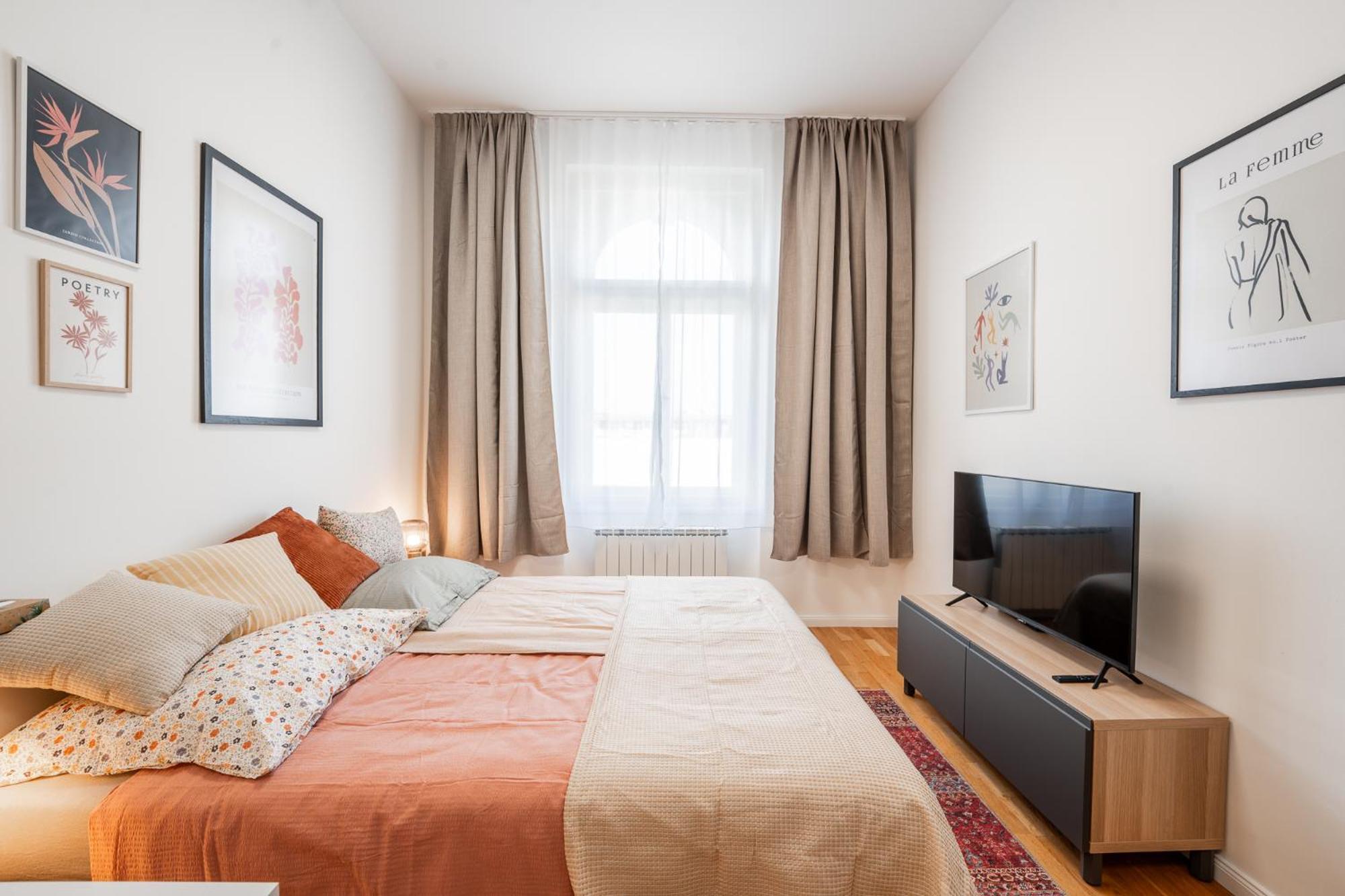 Charming In Spain St Apartment